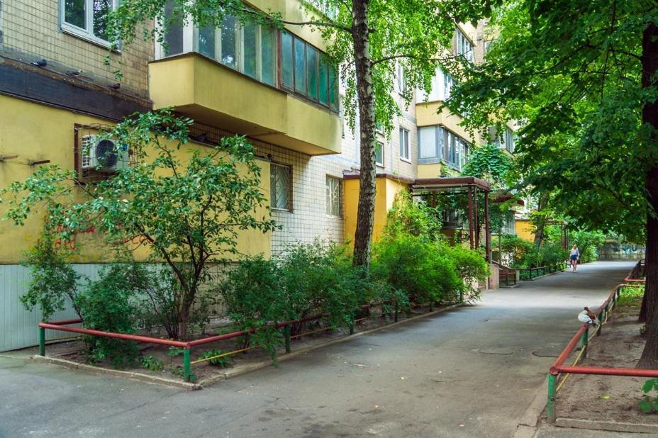 Квартира По Адресу Дружбы Народов 8А Kiev Esterno foto